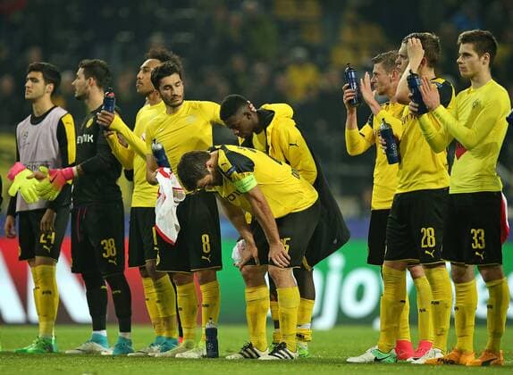 12.04.2017, Fussball Champions-League 2016 2017, Viertelfinale, Borussia Dortmund - AS Monaco, im Signal-Iduna-Park Dortmund. enttäuschte Dortmunder Spieler 
