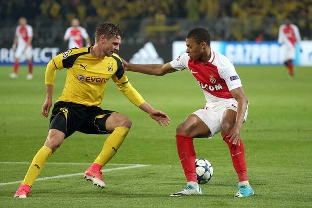 Lukasz Piszczek (Borussia Dortmund 26). Kylian Mbappe Lottion ( AS Monaco 29 ), Borussia Dortmund vs AS Monaco, UEFA Champions League, Viertelfinale, Nachholspiel Fussball, 12.04.2017, Dortmund Copyright: xLangerx xEibner-Pressefotox EP_HLR