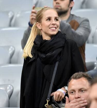 Bilder des Tages - SPORT 12.04.2017, xjhx, Fussball UEFA Champions League, FC Bayern Muenchen - Real Madrid, emspor, v.l. Nina Weis (Freundin Manuel Neuer) Muenchen