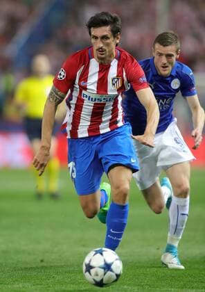 Atletico de Madrid s Stefan Savic (l) and Leicester City FC s Jamie Vardy during Champions League 2016 2017 Quarter-finals 1st leg match. April 12,2017.  (2017041215)