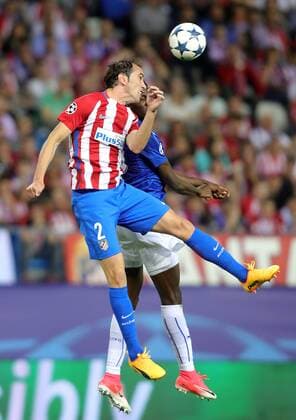 Atletico de Madrid s Diego Godin (l) and Leicester City FC s Wilfred Ndidi during Champions League 2016 2017 Quarter-finals 1st leg match. April 12,2017.  (2017041216)