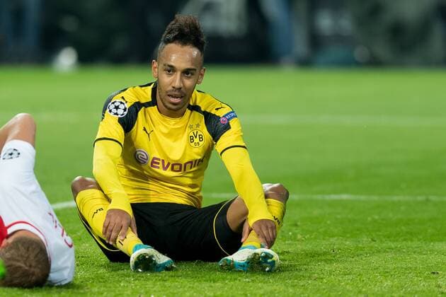 Dortmund, Germany 12.03.2017, UEFA Champions League - 2016 17 Season, BV Borussia Dortmund - AS Monaco, Auba, Pierre-Emerick Aubameyang (BVB) am boden ( DeFodi001