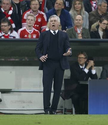 Trainer Carlo Ancelotti (Bayern) ärgert sich . FC Bayern München-Real Madrid .. München, GER, 12.04.2017, Viertelfinale Fussball-Champions League 2016-2017 .