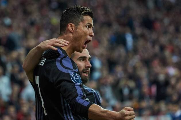 Munich, Germany 12.04.2017, UEFA Champions League - 2016 17 Season, Quarter Final: First leg, FC Bayern Muenchen - Real Madrid, Torjubel bei Cristiano Ronaldo (CF) nach seinem Treffer ( DeFodi501