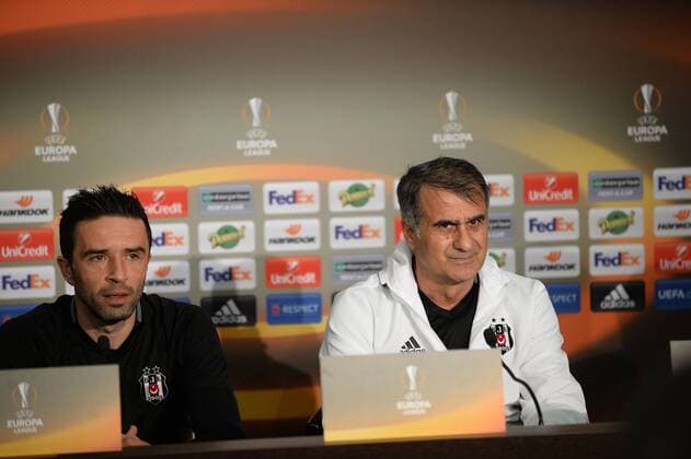 Besiktas coach Senol Gunes and player Gokhan Gonul gives a press conference PK Pressekonferenz on the eve of the team s a day before their UEFA Europa League Quarter final first match against Lyon on April 12, 2017 in Lyon , France. 
