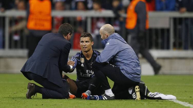 Partido de ida de cuartos de la Liga de Campeones entre el Bayern Munich y el Real Madrid. En la imagen, Cristiano Ronaldo. 1 4 first leg match of Champions League between Bayern Munich and Real Madrid. In this picture, Cristiano Ronaldo. xÃngelxRiverox 