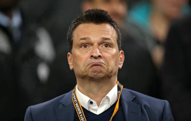 13.04.2017, Fussball UEFA Europa League 2016 2017, Viertelfinale, Ajax Amsterdam - FC Schalke 04, in der Amsterdam Arena. Manager Christian Heidel (Schalke) 