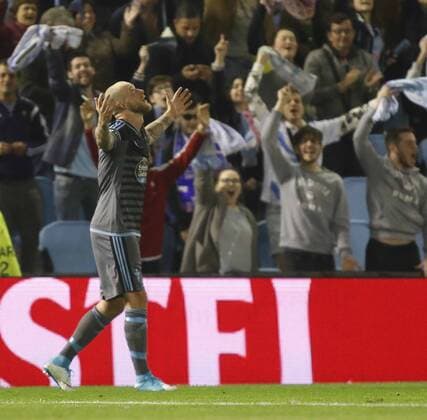 Partido de ida de cuartos de la Europa League entre el Celta y el Genk en Balaídos. En la imagen, Guidetti celebra su gol. First leg of 1 4 Europa League between Celta and Genk. In this picture, Guidetti celebrates his goal. xJORGExLANDINx 