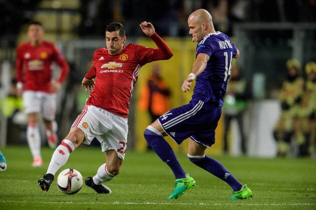 Henrikh Mkhitaryan Manchester United ManU 22), Bram Nuytinck (RSC Anderlecht 14) beim Europe League Viertelfinale zwischen RSC Anderlecht und Manchester United am 13.04.2017 Anderlecht Copyright: xSchuelerx xEibnerx-xPressefotox EP_JSE