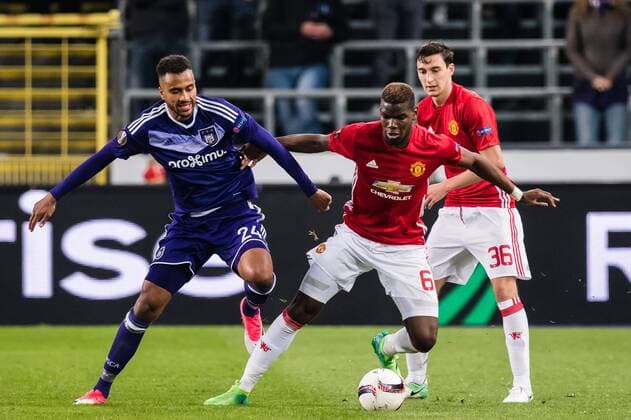 (L-R) Isaac Kiese Thelin of RSC Anderlecht, Paul Pogba of Manchester United ManU Matteo Darmian of Manchester Unitedduring the UEFA Europa League quarter final match between RSC Anderlecht and Manchester United on April 13, 2017 at Constant Vanden Stock Stadium in Brussels, Belgium. RSC Anderlecht v Manchester United UEFA Europa League 2016 2017 xVIxGerritxvanxKeulenxIVx 7563602