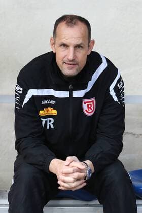 Trainer Heiko Herrlich (SSV Jahn Regensburg) - 3. Liga Saison 2016-2017 Punktspiel 1. FC Magdeburg vs. SSV Jahn Regensburg in der MDCC Arena in Magdeburg - Deutschland, Fussball, Mann, Maenner,09.04.2017