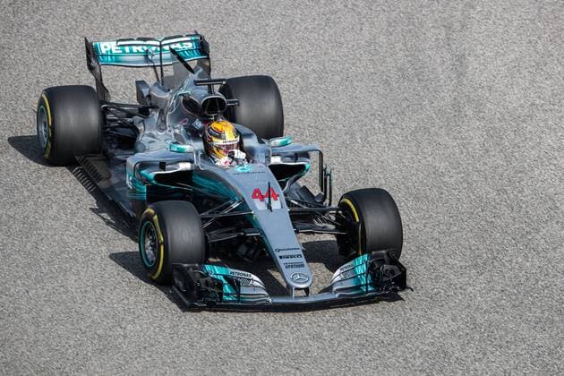 Motorsports: FIA Formula One World Championship WM Weltmeisterschaft 2017, Grand Prix of Bahrain, 44 Lewis Hamilton (GBR, Mercedes AMG Petronas F1 Team), Sakhir Bahrain xHOCHxZWEIx