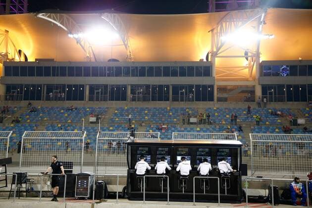 Motorsports: FIA Formula One World Championship WM Weltmeisterschaft 2017, Grand Prix of Bahrain, Sakhir Bahrain xHOCHxZWEIx