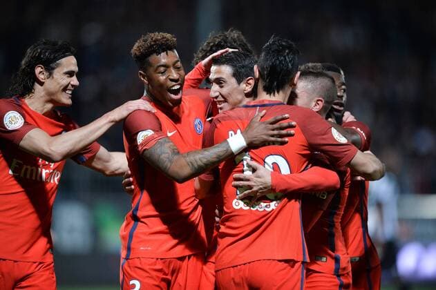 Fußball, Angers SCO - Paris St. Germain 11 ANGEL DI MARIA (psg) - 03 PRESNEL KIMPEMBE (psg) - 09 EDINSON CAVANI (psg) - JOIE FOOTBALL : Angers vs Paris SG - Ligue 1 - 14 04 2017 AnthonyBIBARD FEP Panoramic 