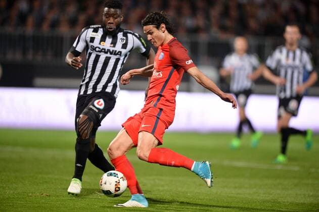 Fußball, Angers SCO - Paris St. Germain 09 EDINSON CAVANI (psg) FOOTBALL : Angers vs Paris SG - Ligue 1 - 14 04 2017 AnthonyBIBARD FEP Panoramic 