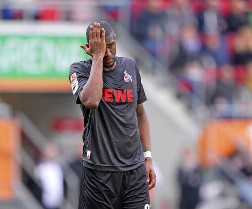 15.04.2017, Fussball 1.Bundesliga 2016 2017, 29.Spieltag, FC Augsburg - 1.FC Köln, in der WWK-Arena Augsburg, Anthony Modeste (Köln) frustriert. 