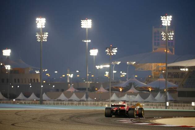 Motorsports: FIA Formula One World Championship WM Weltmeisterschaft 2017, Grand Prix of Bahrain, 5 Sebastian Vettel (GER, Scuderia Ferrari) Sakhir Bahrain xHOCHxZWEIx