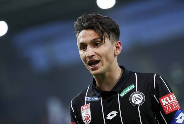 SOCCER - BL, Sturm vs Ried GRAZ,AUSTRIA,15.APR.17 - SOCCER - tipico Bundesliga, SK Sturm Graz vs SV Ried. Image shows Baris Atik (Sturm). GEPAxpictures xChristianxWalgram