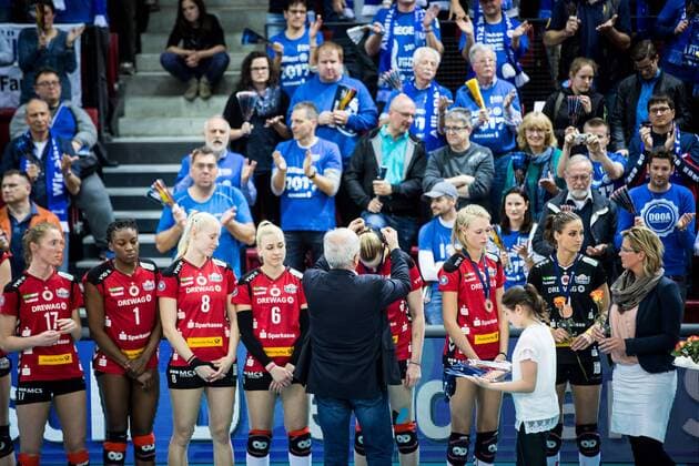Medaillen; 1. Volleyball Bundesliga Play-Off Halbfinale 3: Allianz MTV Stuttgart vs Dresdner SC, SCHARRena, Stuttgart Germany, 20170415; Stuttgart Copyright: xWuechner Eibner-Pressefotox EP_NWR
