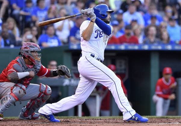 April 15, 2017 - Kansas City, MO, USA - The Kansas City Royals Eric Hosmer connects on an RBI single in the first inning against the Los Angeles Angels at Kauffman Stadium in Kansas City, Mo., on Saturday, April 15, 2017. LA Angels at Kansas City - ZUMAm67_ 20170415_zaf_m67_046 Copyright: xJohnxSleezerx