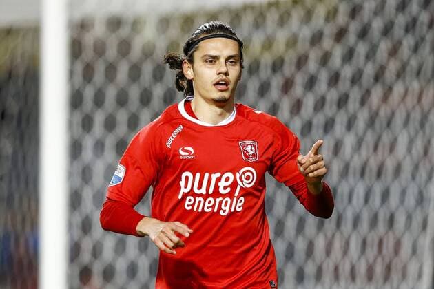Enes Unal of FC Twenteduring the Dutch Eredivisie match between FC Twente and NEC Nijmegen at the Grolsch Veste on April 15, 2017 in Enschede, The Netherlands FC Twente v NEC Nijmegen Dutch Eredivisie 2016 2017 xVIxxIVx 7582750