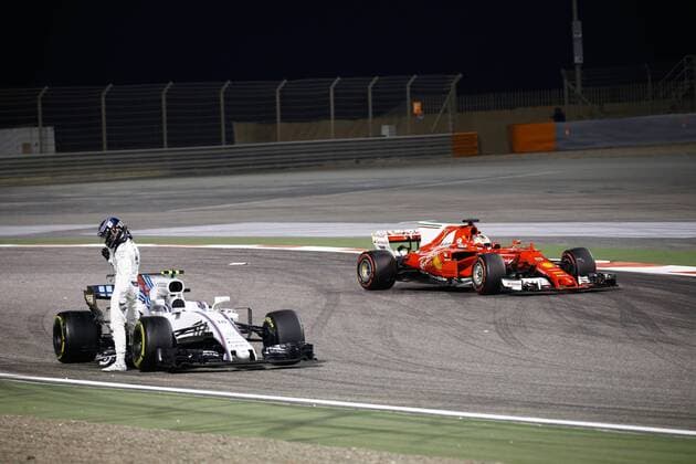 Motorsports: FIA Formula One World Championship WM Weltmeisterschaft 2017, Grand Prix of Bahrain, 18 Lance Stroll ( CAN, Williams Martini Racing), 18 Lance Stroll ( CAN, Williams Martini Racing), Standing on track Sakhir Bahrain xHOCHxZWEIx