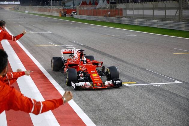 Themen der Woche - SPORT Bilder des Tages - SPORT Motorsports: FIA Formula One World Championship WM Weltmeisterschaft 2017, Grand Prix of Bahrain, Finish 5 Sebastian Vettel (GER, Scuderia Ferrari) Sakhir Bahrain xHOCHxZWEIx