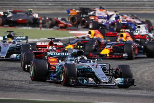 Motorsports: FIA Formula One World Championship WM Weltmeisterschaft 2017, Grand Prix of Bahrain, 77 Valtteri Bottas (FIN, Mercedes AMG Petronas), Sakhir Bahrain xHOCHxZWEIx