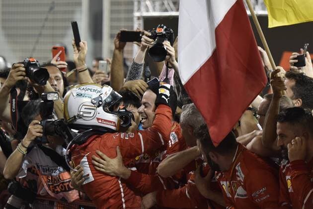 Grand Prix Bahrain, Sakhir Int. circuit, Manama, Bahrain, Formula1, Round 3, 2017. Motorsports: FIA Formula One World Championship WM Weltmeisterschaft 2017, Grand Prix of Bahrain, 5 Sebastian Vettel (GER, Scuderia Ferrari) Sakhir Bahrain xHOCHxZWEIx