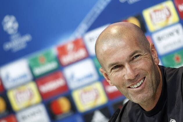 Real Madrid s coach Zinedine Zidane in press conference PK Pressekonferenz after training session. April 17,2017.  (20170417118)