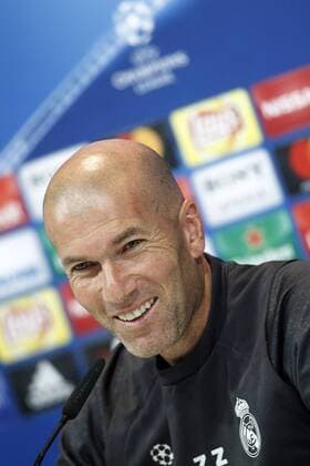 Real Madrid s coach Zinedine Zidane in press conference PK Pressekonferenz after training session. April 17,2017.  (20170417123)