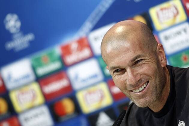 Real Madrid s coach Zinedine Zidane in press conference PK Pressekonferenz after training session. April 17,2017.  (20170417117)