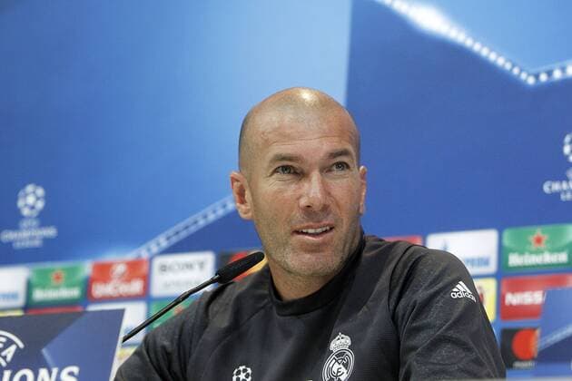 Real Madrid s coach Zinedine Zidane in press conference PK Pressekonferenz after training session. April 17,2017.  (20170417142)