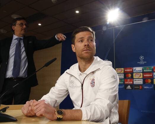 Bayern Munich s Spanish midfielder Xabi Alonso during a press conference PK Pressekonferenz held at Santiago Bernabeu stadium in Madrid, Spain, 17 April 2017. Real Madrid will face Bayern Munich in a Champions League quarter finals second leg soccer match on 18 April. BAYERN MUNICH S PRESS CONFERENCE !ACHTUNG: NUR REDAKTIONELLE NUTZUNG!  Copyright: xKikoxHuescax 20170417-636280532911315323