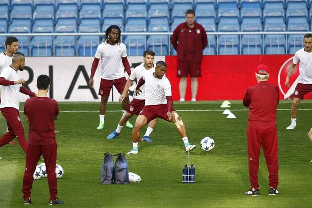 FC Bayern Munchen s players during training session. April 17,2017.  (20170417192)