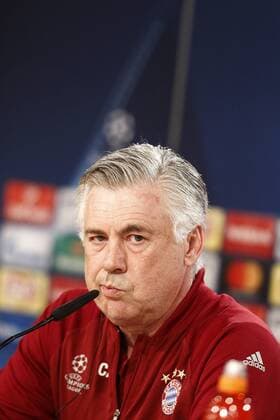 FC Bayern Munchen s coach Carlo Ancelotti in press conference PK Pressekonferenz before training session. April 17,2017.  (20170417173)