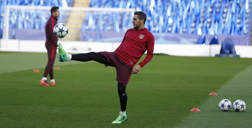 Fußball, CL, Atletico Madrid Training Entrenamiento del Atletico en el estadio Power King Stadium un dia antes del partido de la Liga de Campeones contra el Leicester. En la imagen, Koke. Atletico practice session at King Power Stadium the day before the Champions League match against Leicester. In this picture, Koke. xÃngelxRiverox 