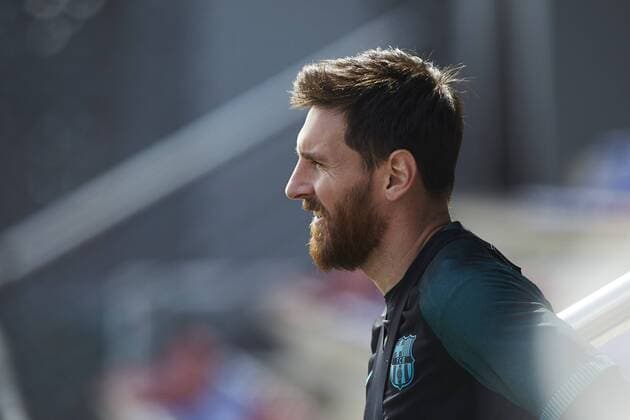 FC Barcelona Barca s Argentine forward Lionel Messi arrives for a training session held at the team s Joan Gamper sports facilities in Barcelona, northeastern Spain, 18 April 2017. FC Barcelona will face Juventus in a UEFA Champions League quarter final second leg match on 19 April 2017 at the Nou Camp stadium. Training session of FC Barcelona !ACHTUNG: NUR REDAKTIONELLE NUTZUNG!  Copyright: xALEJANDROxGARCÍAx B06 20170418-636281199678743401