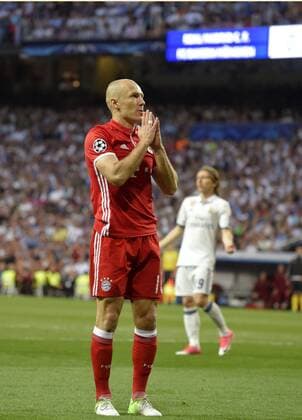 18.04.2017, Fussball Champions-League 2016 2017, Viertelfinale Rückspiel, Real Madrid - FC Bayern München, im Estadio Bernabeu in Madrid, Arjen Robben (FC Bayern München) hat eine Chance vergeben. 