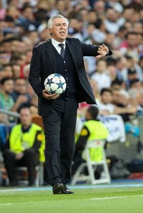 Madrid, Spain 18.04.2017, UEFA Champions League - 2016 17 Season, Quarter Final: Second leg, Real Madrid - FC Bayern Muenchen, Cheftrainer Carlo Ancelotti (FCB) gestikuliert ( DeFodi048