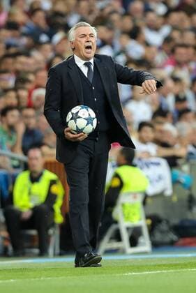 Madrid, Spain 18.04.2017, UEFA Champions League - 2016 17 Season, Quarter Final: Second leg, Real Madrid - FC Bayern Muenchen, Cheftrainer Carlo Ancelotti (FCB) gestikuliert ( DeFodi048