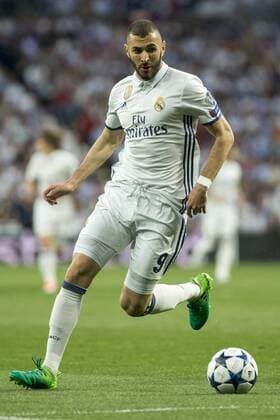 Karim Benzema of Real Madrid during the match of Champions League between Real Madrid and FC Bayern Munchen at Santiago Bernabeu Stadium in Madrid, Spain. April 18, 2017.  (20170418028)