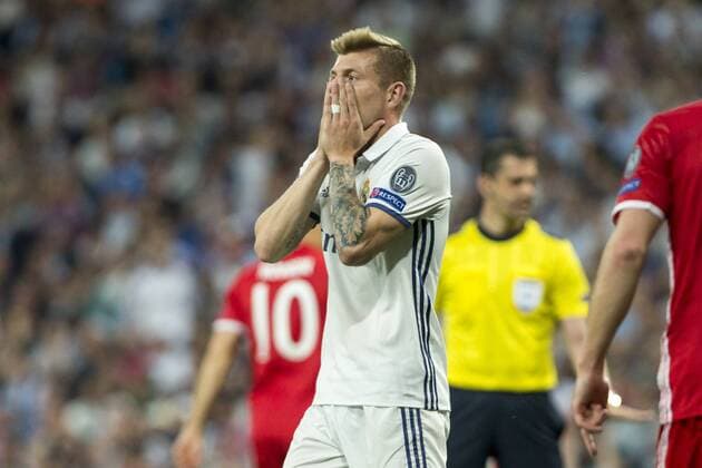 Toni Kroos of Real Madrid reacts during the match of Champions League between Real Madrid and FC Bayern Munchen at Santiago Bernabeu Stadium in Madrid, Spain. April 18, 2017.  (20170418044)
