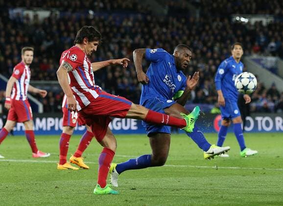 Leicester s Wes Morgan tussles with Atletico s Stefan Savic during the Champions League Quarter-Final 2nd leg match at the King Power Stadium, Leicester. Picture date: April 18th, 2017. Pic credit should read: David Klein Sportimage EDITORIAL USE ONLY. No use with unauthorised audio, video, data, fixture lists, club league logos or live services. Online in-match use limited to 120 images, no video emulation. No use in betting, games or single club league player publications.