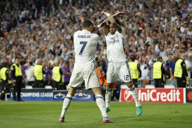 (L-R) Cristiano Ronaldo of Real Madrid, Marcelo of Real Madridduring the UEFA Champions League quarter final match between Real Madrid and Bayern Munich on April 18, 2017 at the Santiago Bernabeu stadium in Madrid, Spain Real Madrid v Bayern München UEFA Champions League 2016 2017 xVIxxIVx 7604587
