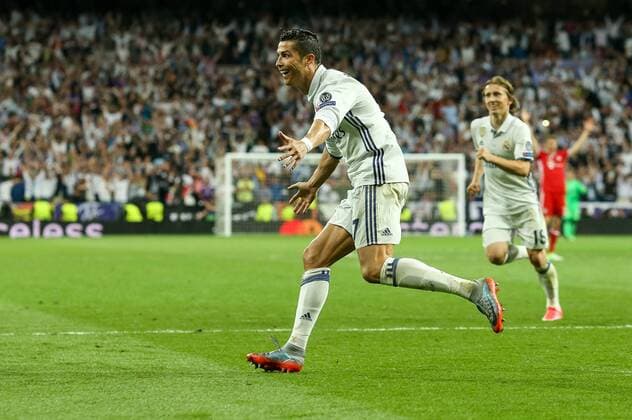 Madrid, Spain 18.04.2017, UEFA Champions League - 2016 17 Season, Quarter Final: Second leg, Real Madrid - FC Bayern Muenchen, Tor zum 2:2 Torschuetze Cristiano Ronaldo (Real Madrid) jubelt ( DeFodi048