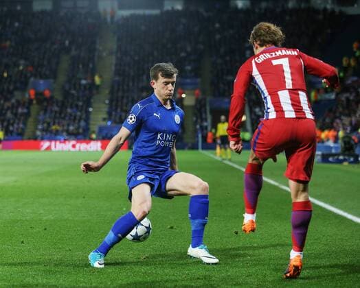 Leicester s Ben Chilwell tussles with Antione Griezmann of Atletico during the Champions League Quarter-Final 2nd leg match at the King Power Stadium, Leicester. Picture date: April 18th, 2017. Pic credit should read: David Klein Sportimage EDITORIAL USE ONLY. No use with unauthorised audio, video, data, fixture lists, club league logos or live services. Online in-match use limited to 120 images, no video emulation. No use in betting, games or single club league player publications.