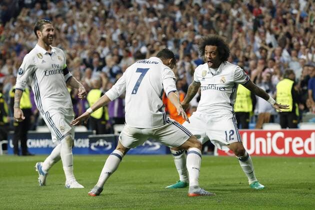Themen der Woche - Sport (L-R) Sergio Ramos of Real Madrid, Cristiano Ronaldo of Real Madrid, Marcelo of Real Madridduring the UEFA Champions League quarter final match between Real Madrid and Bayern Munich on April 18, 2017 at the Santiago Bernabeu stadium in Madrid, Spain Real Madrid v Bayern München UEFA Champions League 2016 2017 xVIxxIVx 7604611