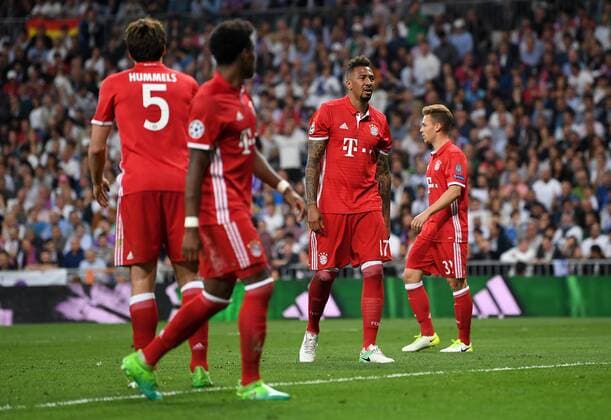FUSSBALL CHAMPIONS LEAGUE SAISON 2016 2017 VIERTELFINALE RUECKSPIEL Real Madrid - FC Bayern Muenchen 18.04.2017 Mats Hummels, David Alaba, Jerome Boateng und Joshua Kimmich (v.l., alle FC Bayern Muenchen) 