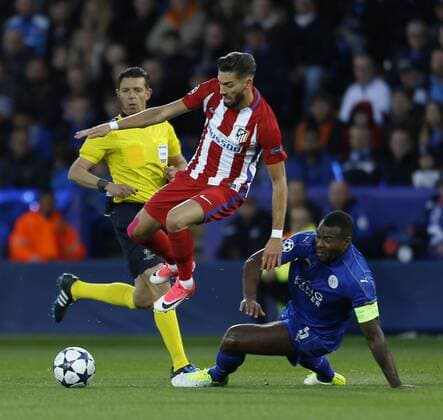 Partido de vuelta de cuartos de final de la Liga de Campeones entre el Leicester y el Atletico. En la imagen, Carrasco y Morgan. 1 8 second leg match of Champions League between Leicester and Atletico. In this picture, Carrasco and Morgan. xÃngelxRiverox 